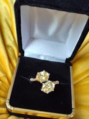 Authentic Judith Ripka Yellow Ring
